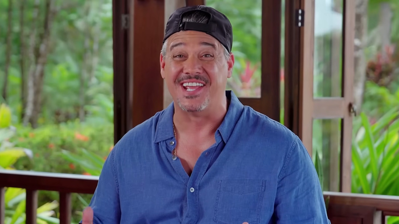 Rob Mariano, aka Boston Rob, hosts Deal or No Deal Island After Show.