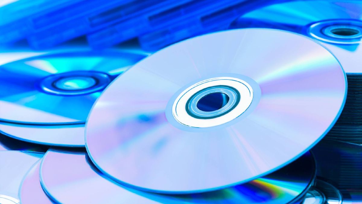 Scientists just developed a 200,000GB optical disc that could replace  Blu-rays | Tom's Guide