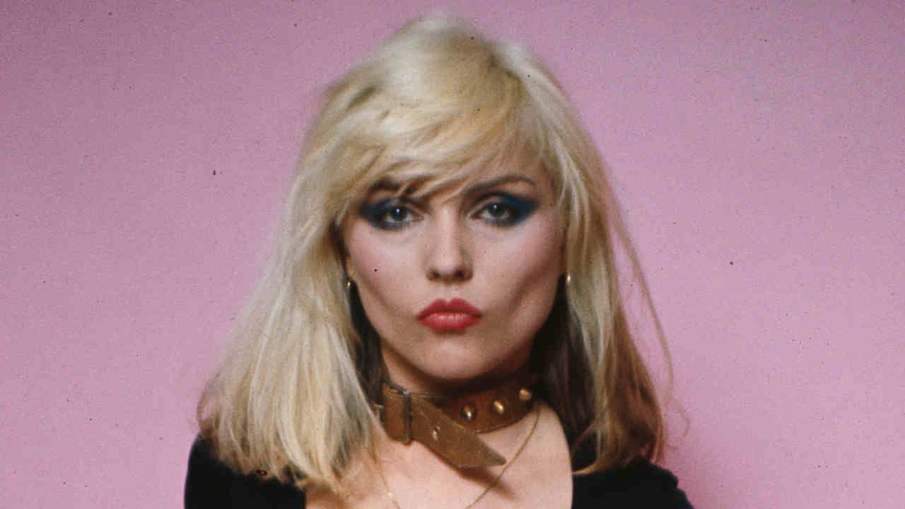 debbie harry house - Ilustrasi 3