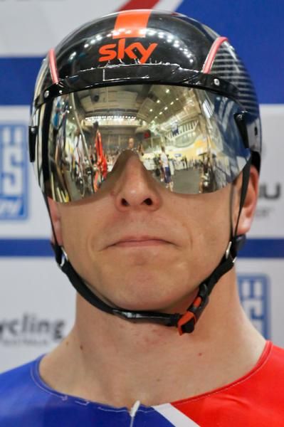 Sir Chris Hoy (Britain) gets in the zone.