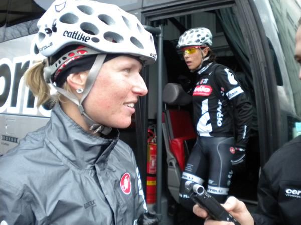Regina Bruins (Cervelo) would finish the day in fourth