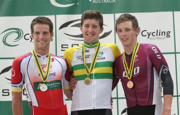 The podium for the men's points race: Glenn O'Shea (silver), Luke Durbridge (gold), and Michael Hepburn (bronze).