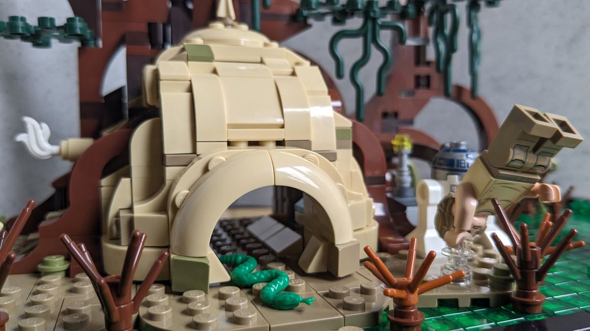 Lego Star Wars Dagobah Jedi Training Diorama