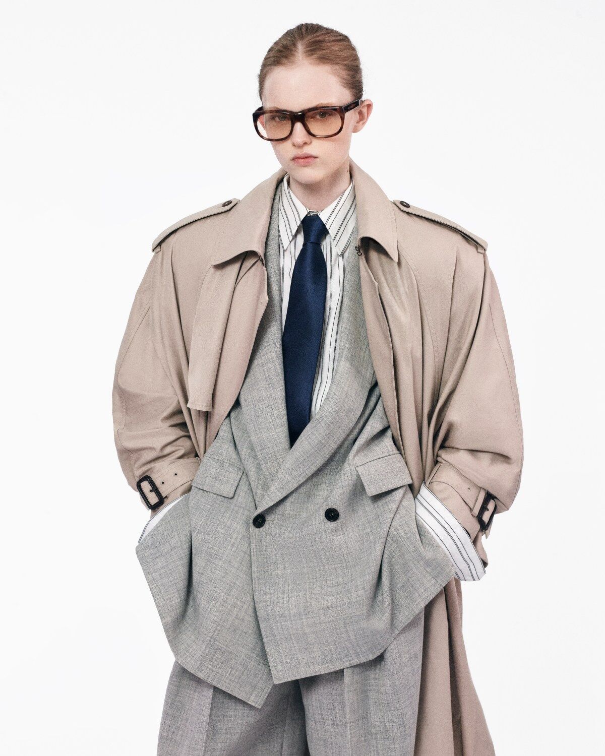 Women's Cape Trench Coat in Cotton Twill in Beige