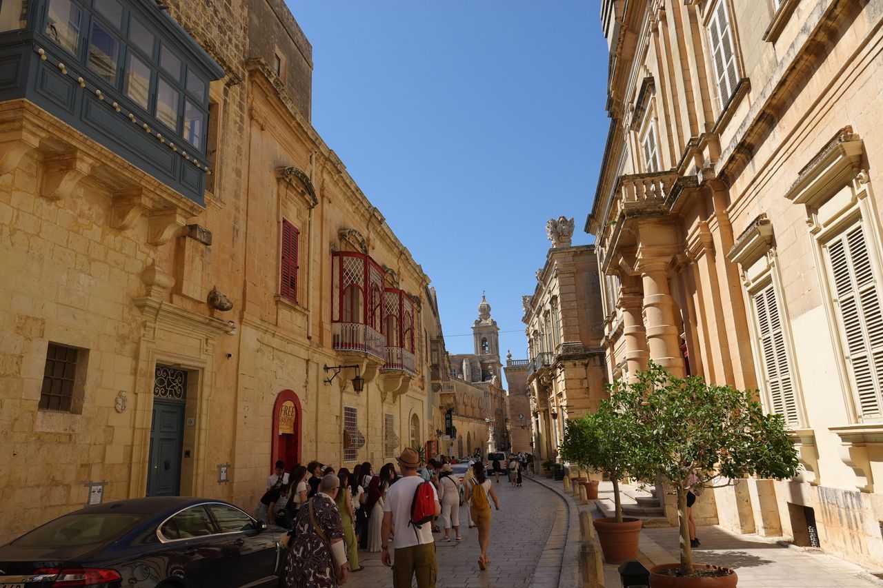 Sony RX10 V bridge camera sample gallery, an old town on a sunny day, with an ancient tower