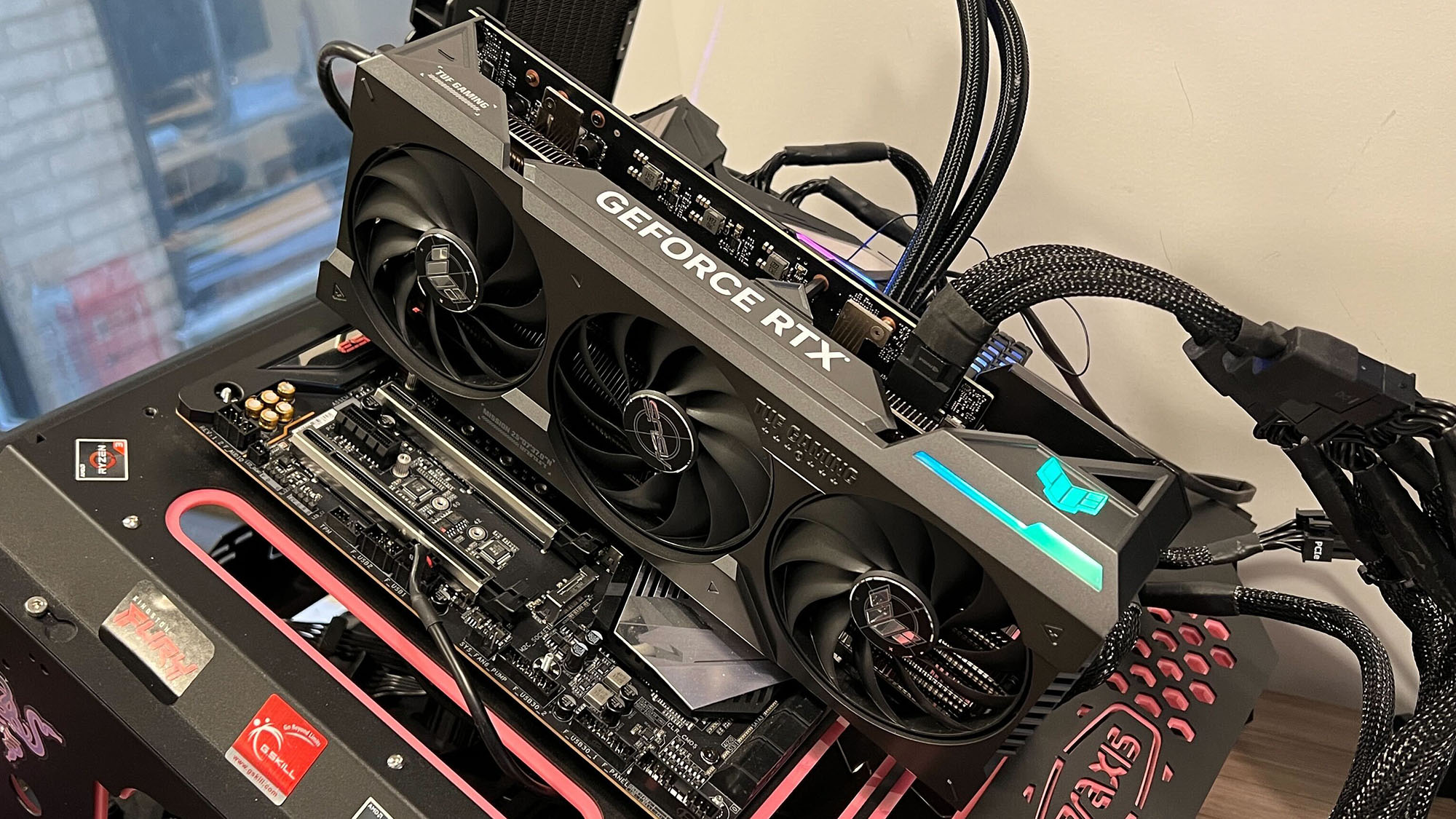 An Nvidia GeForce RTX 4070 Ti running on a Praxis test bench