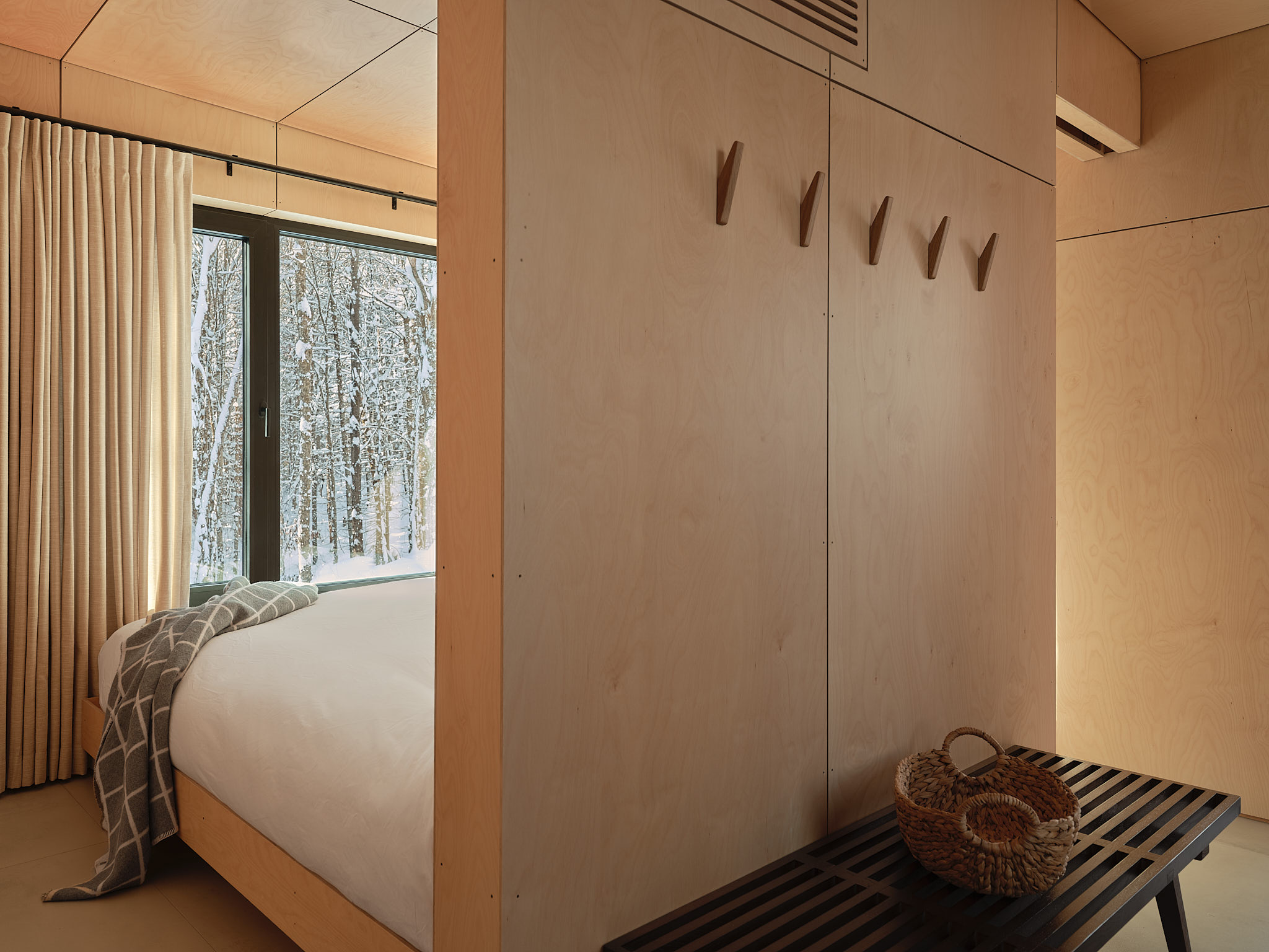 fort treehouse hartwood ontario canada