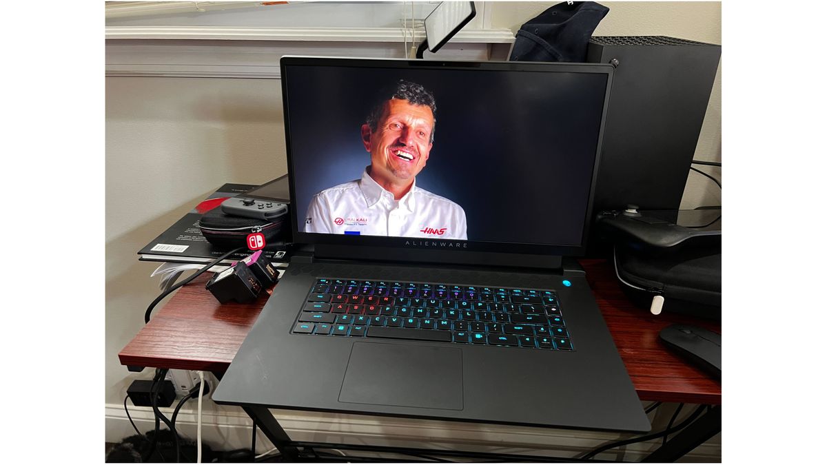 Alienware m17 r5 amd
