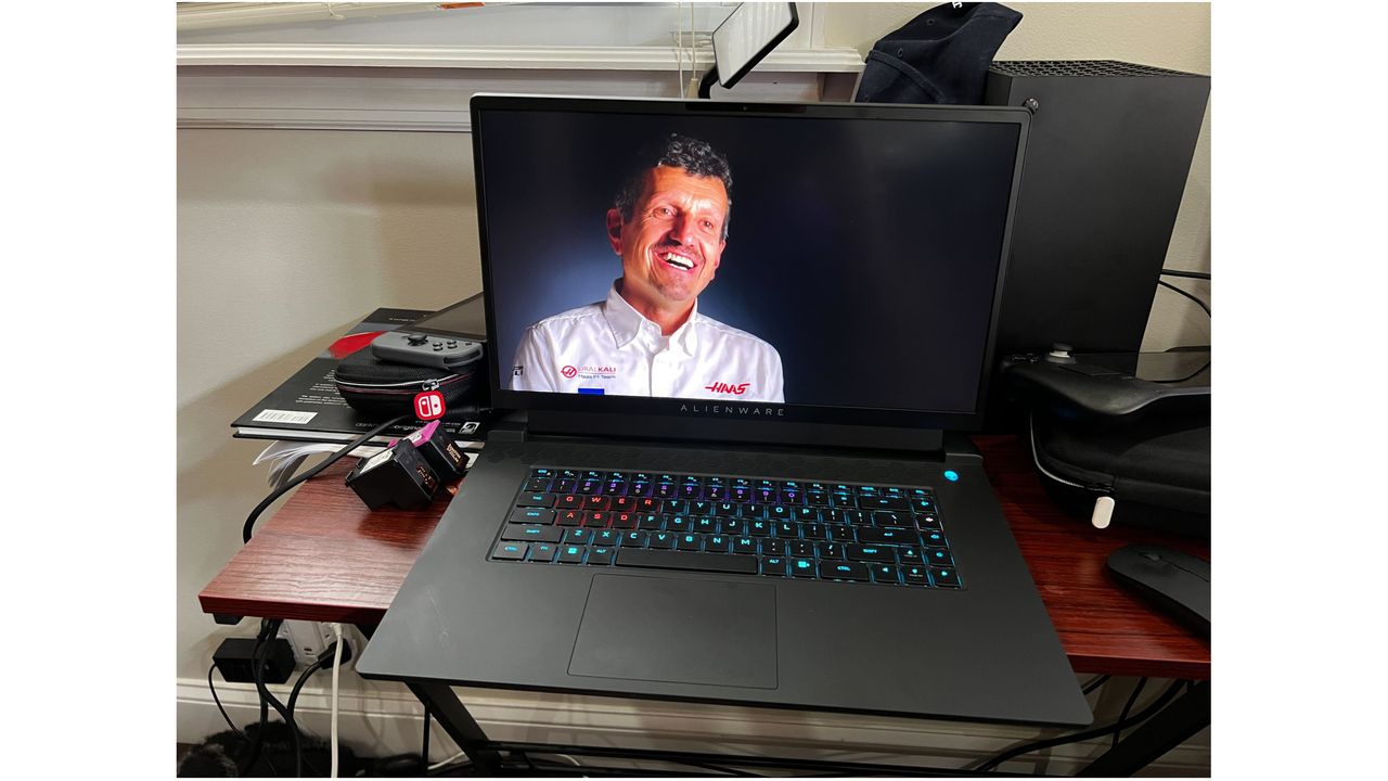 Alienware m17 r5 amd
