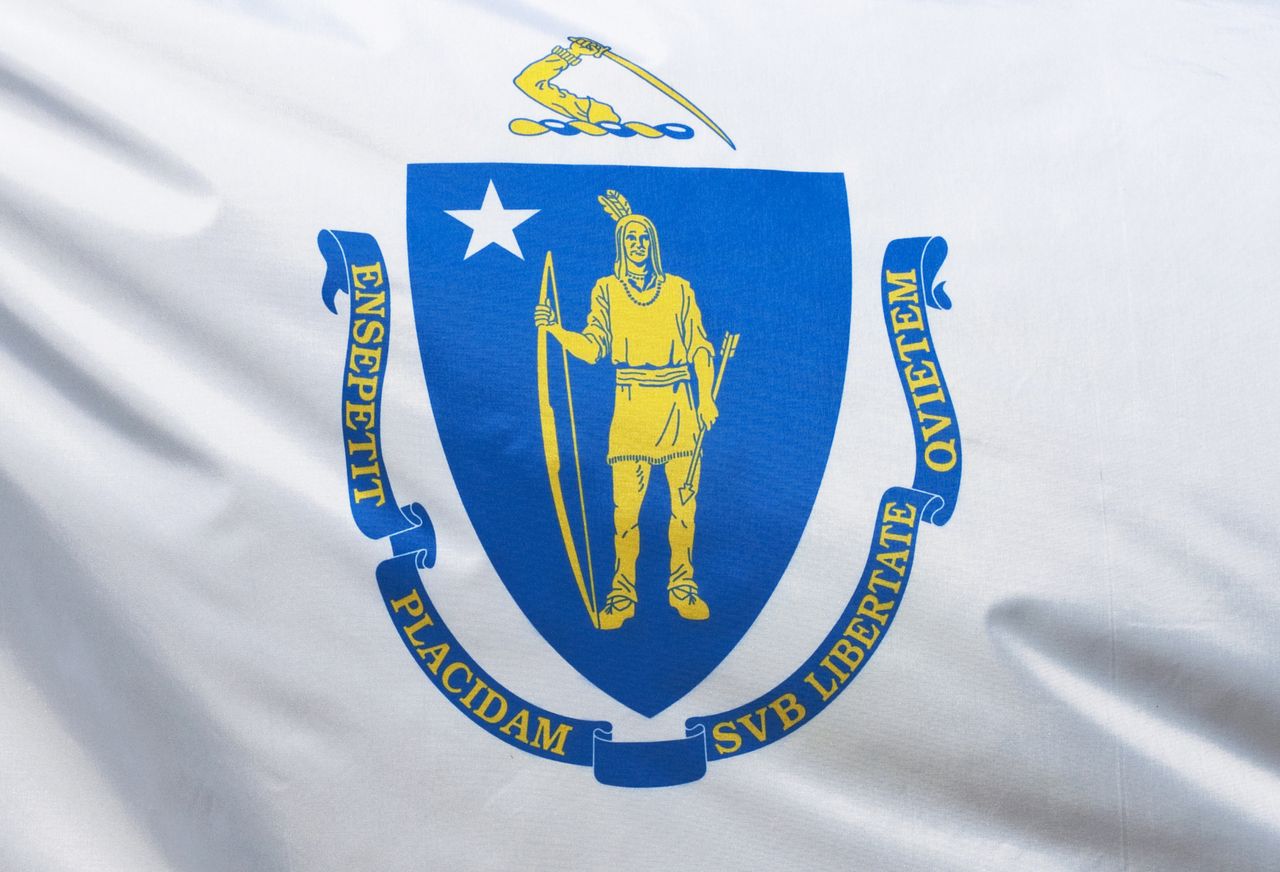 Massachusetts state flag