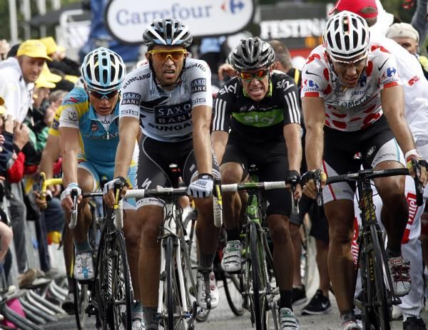 Alberto Contador (Saxo Bank Sungard) realized he hadn't won the stage.