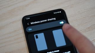 Toggle on wireless power sharing