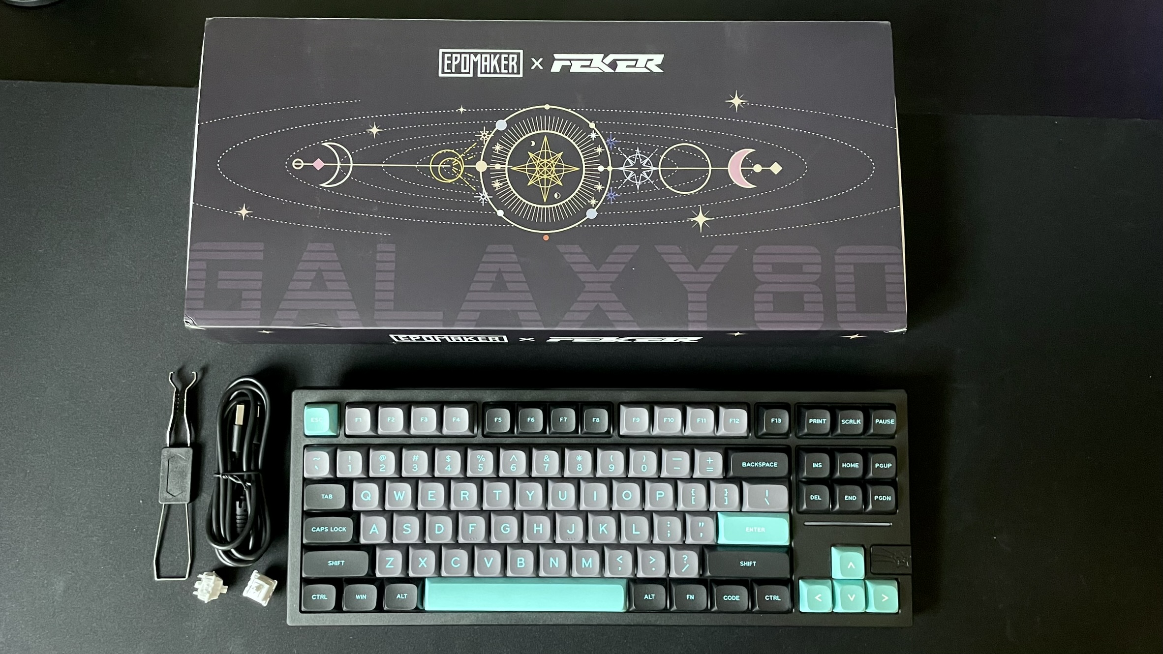 Обзор клавиатуры Epomaker x Feker Galaxy 80: она прочная, мягкая и поставляется в научно-фантастическом голубом цвете