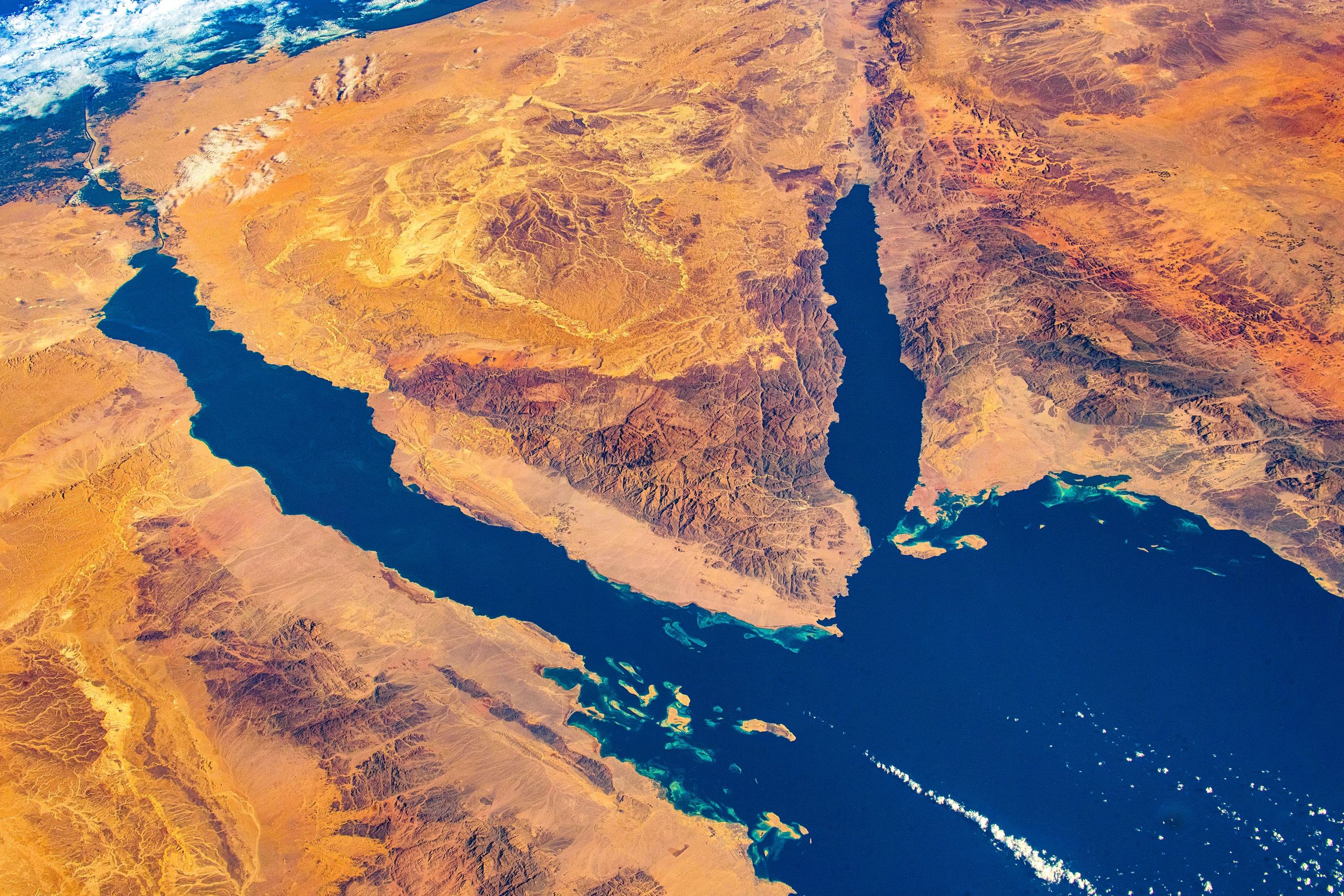 Title: Meta’s massive undersea cable project has been put&hellip;