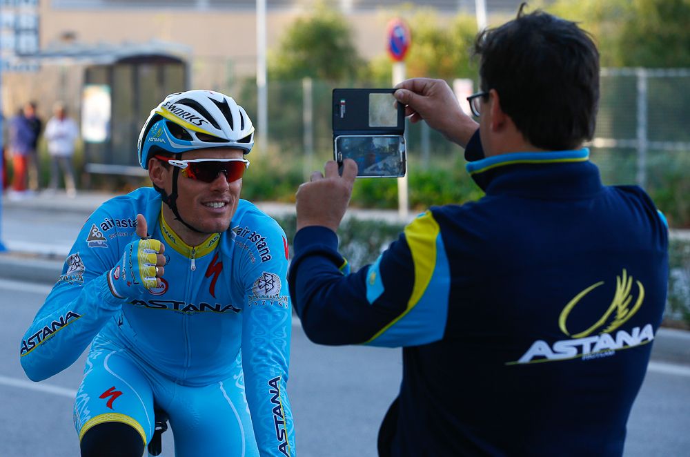 Thumbs up from Luis Le&oacute;n S&aacute;nchez