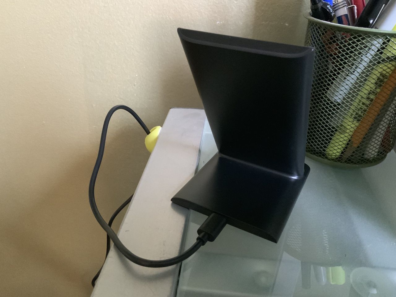ESR Lift Wireless Charging Stand