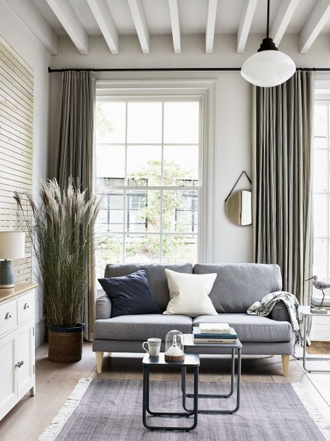 40 Grey Living Room Ideas That Prove This Cool Hue Is Never Going Out Of Style Real Homes - How To Decorate A Living Room With Gray Walls