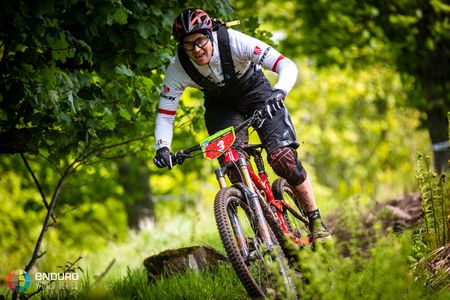 Justin Leov on his way to victory