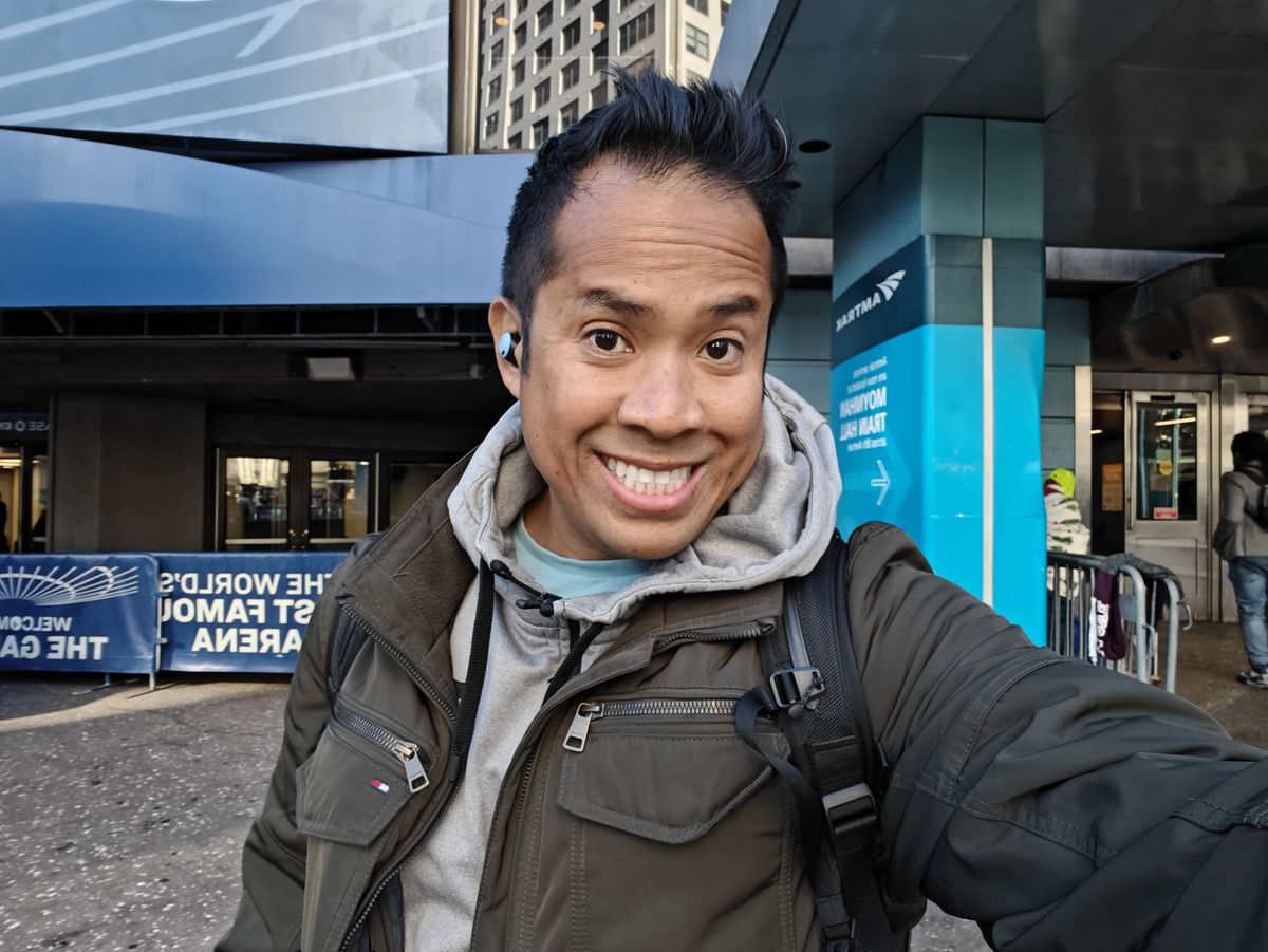 OnePlus 12 selfie sample.