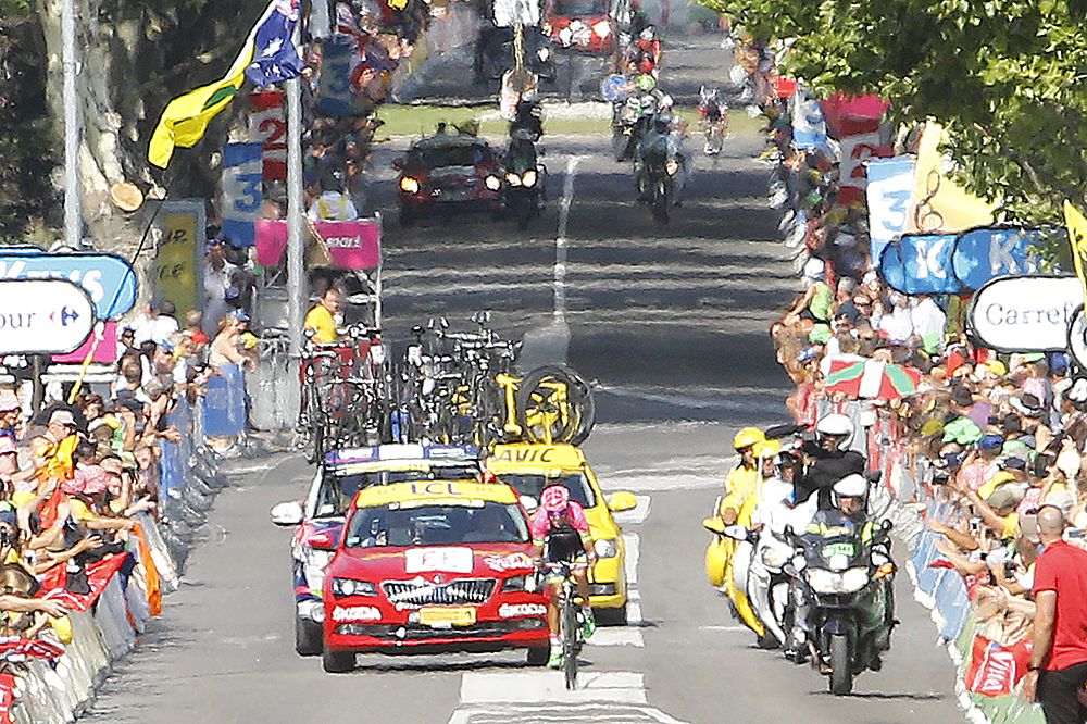 Ruben Plaza (Lampre-Merida) racing toward the stage 16 victory in Gap