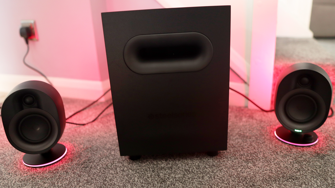 SteelSeries Arena 7 set up on a floor