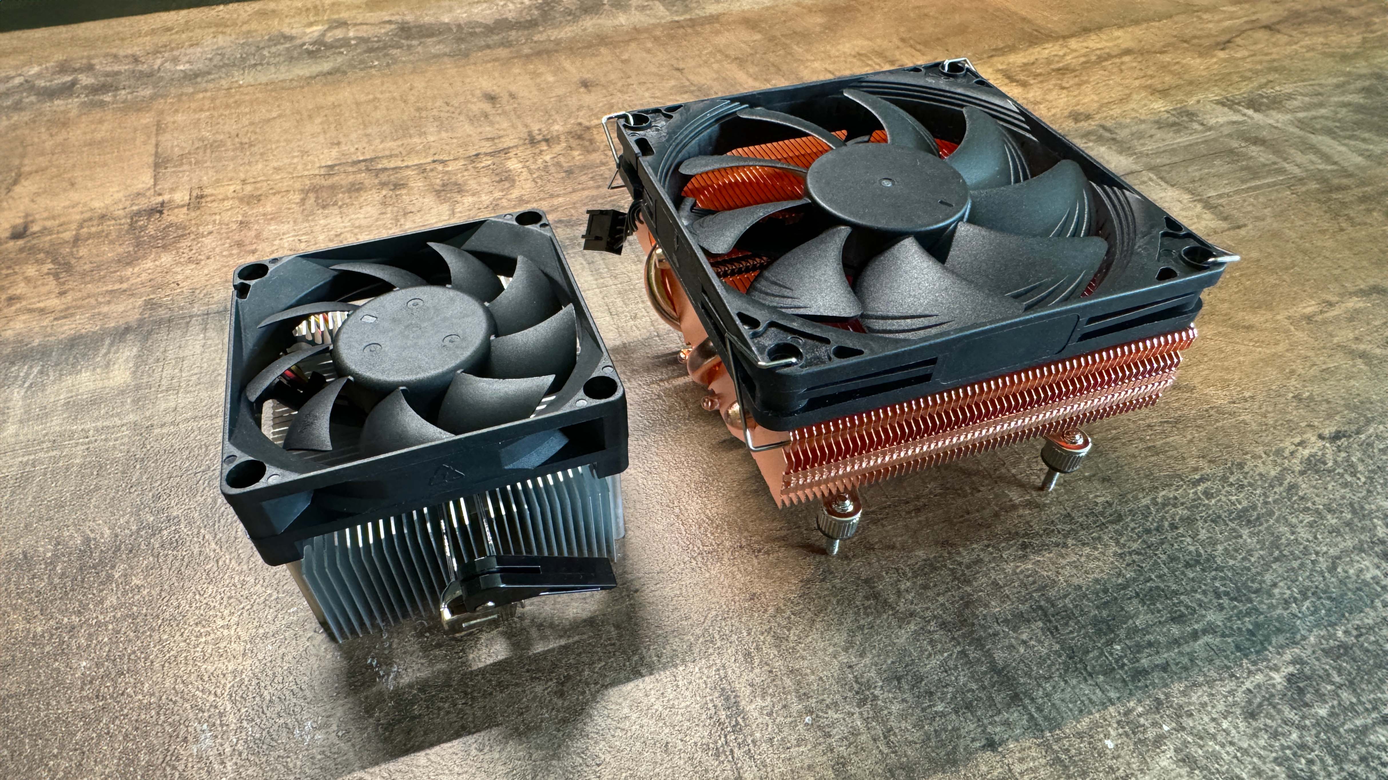 The Asrock Deskmini X600 coolers