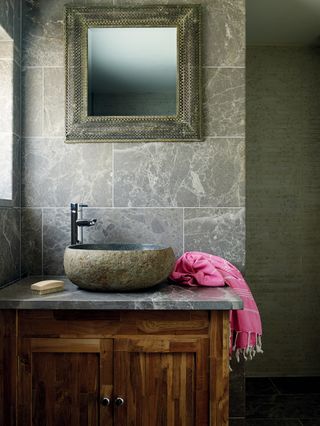 traditional bathroom ideas - mandarin stone pebble basin