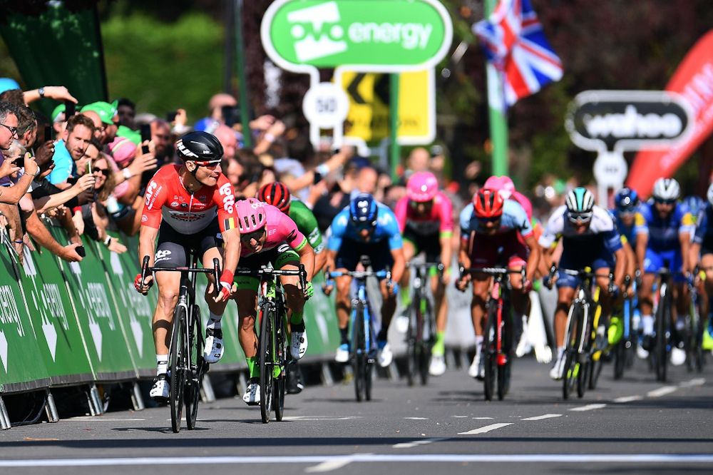 Andre Greipel powers to the stage 4 win in Britain