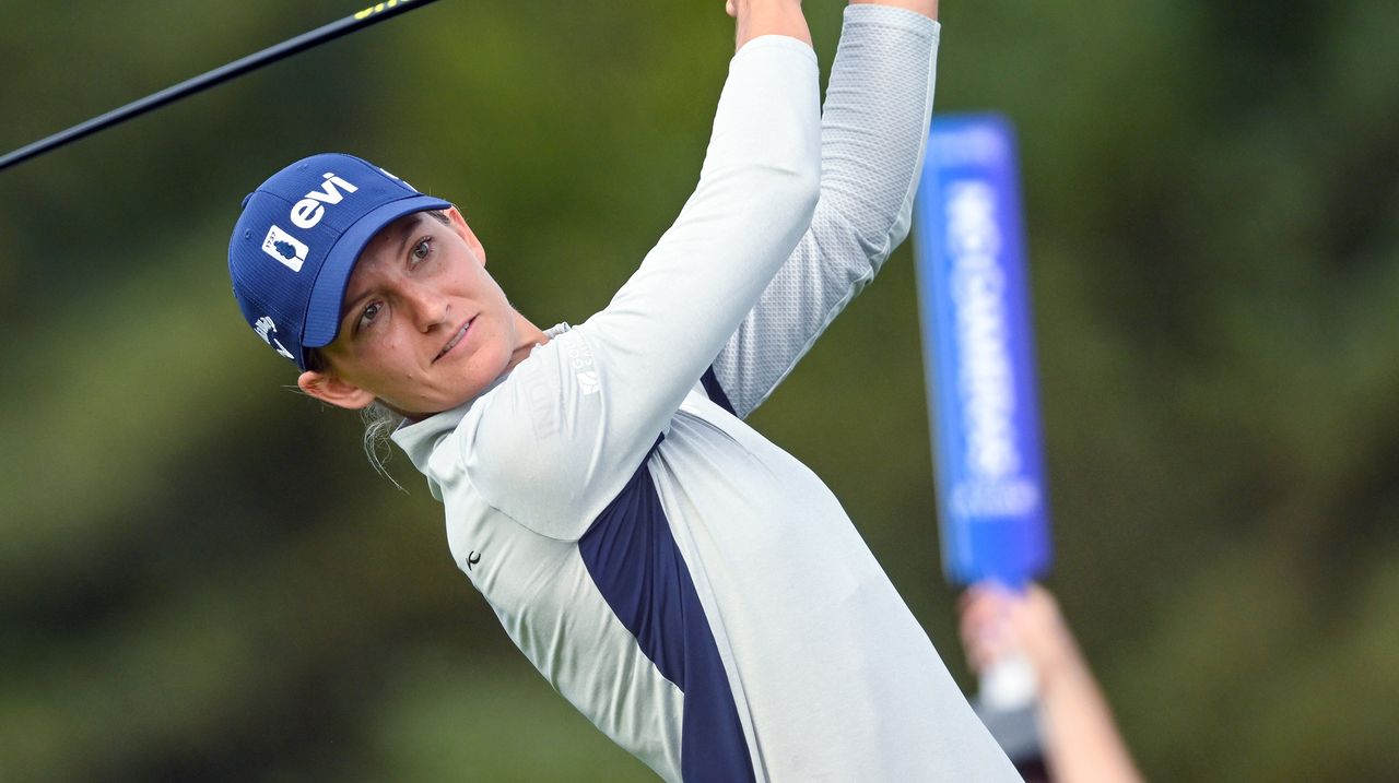 Anne van Dam suffered a huge slice of bad luck before the playoff