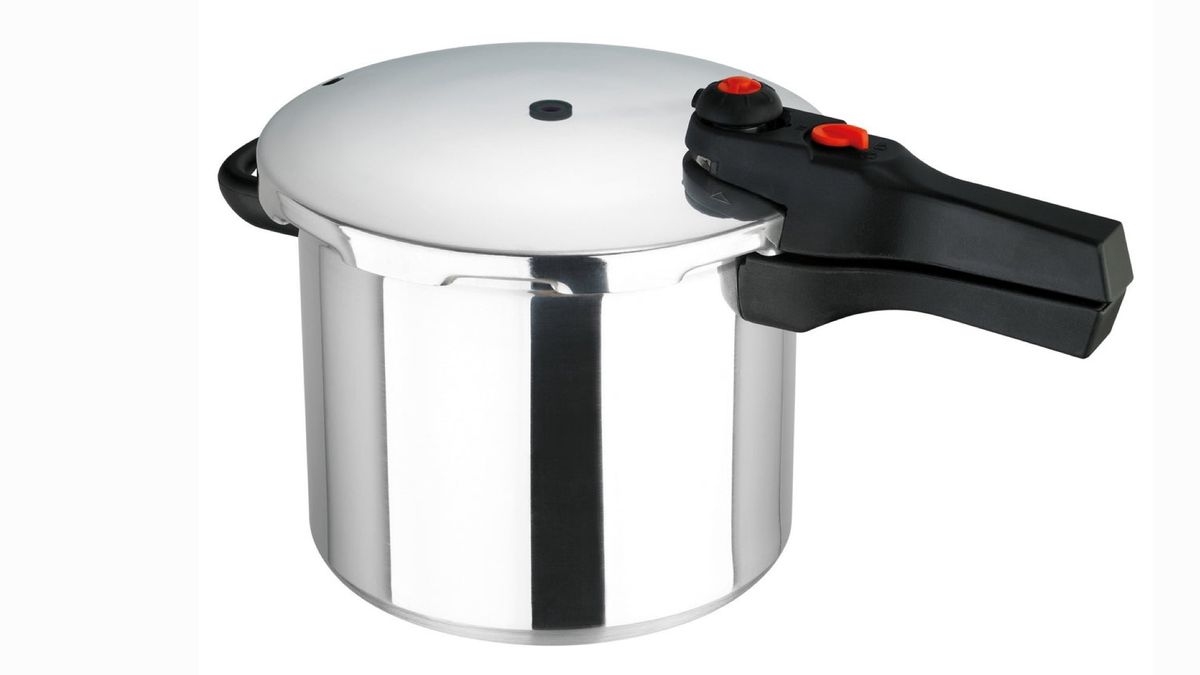 Instant Pot vs Pressure Cooker which should you buy? TechRadar