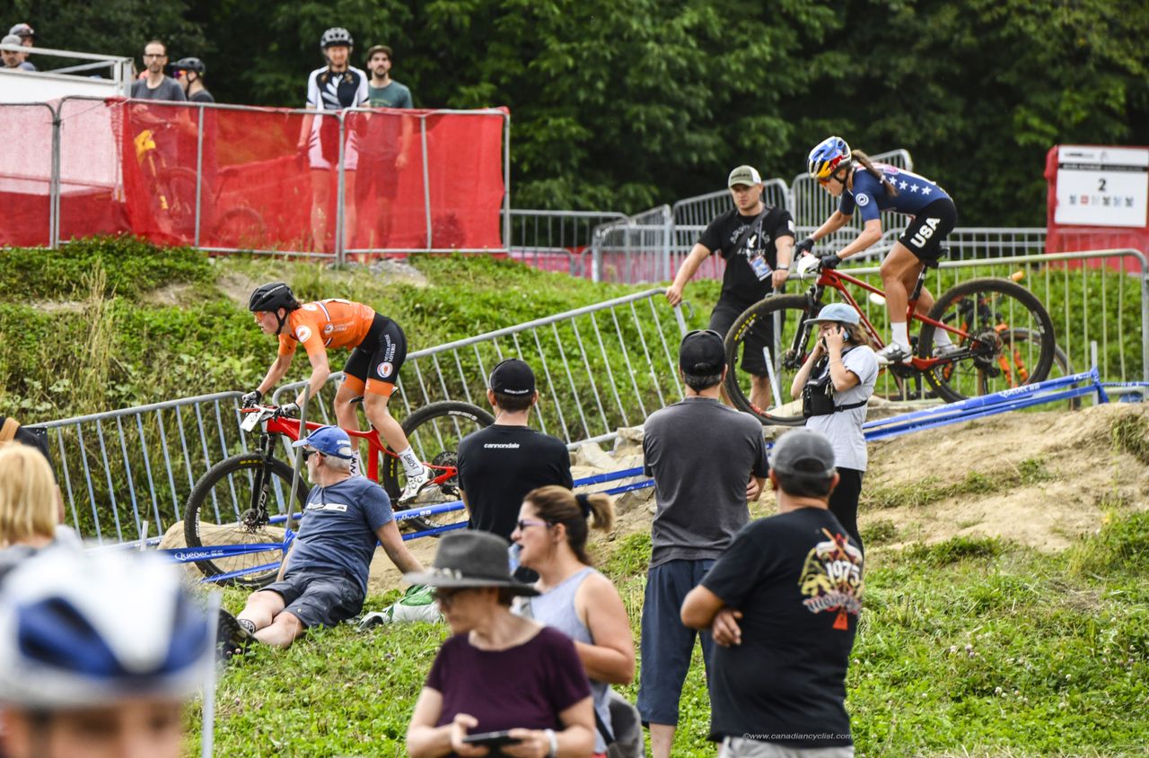 Kate Courtney chasing Anne Terpstra