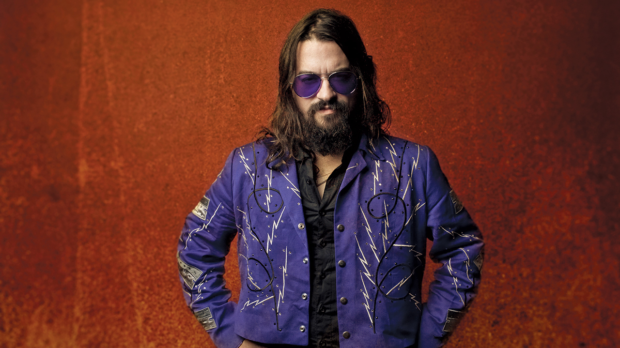 A press shot of Shooter Jennings taken in 2016