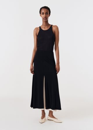 Incise Multi-Slit Skirt