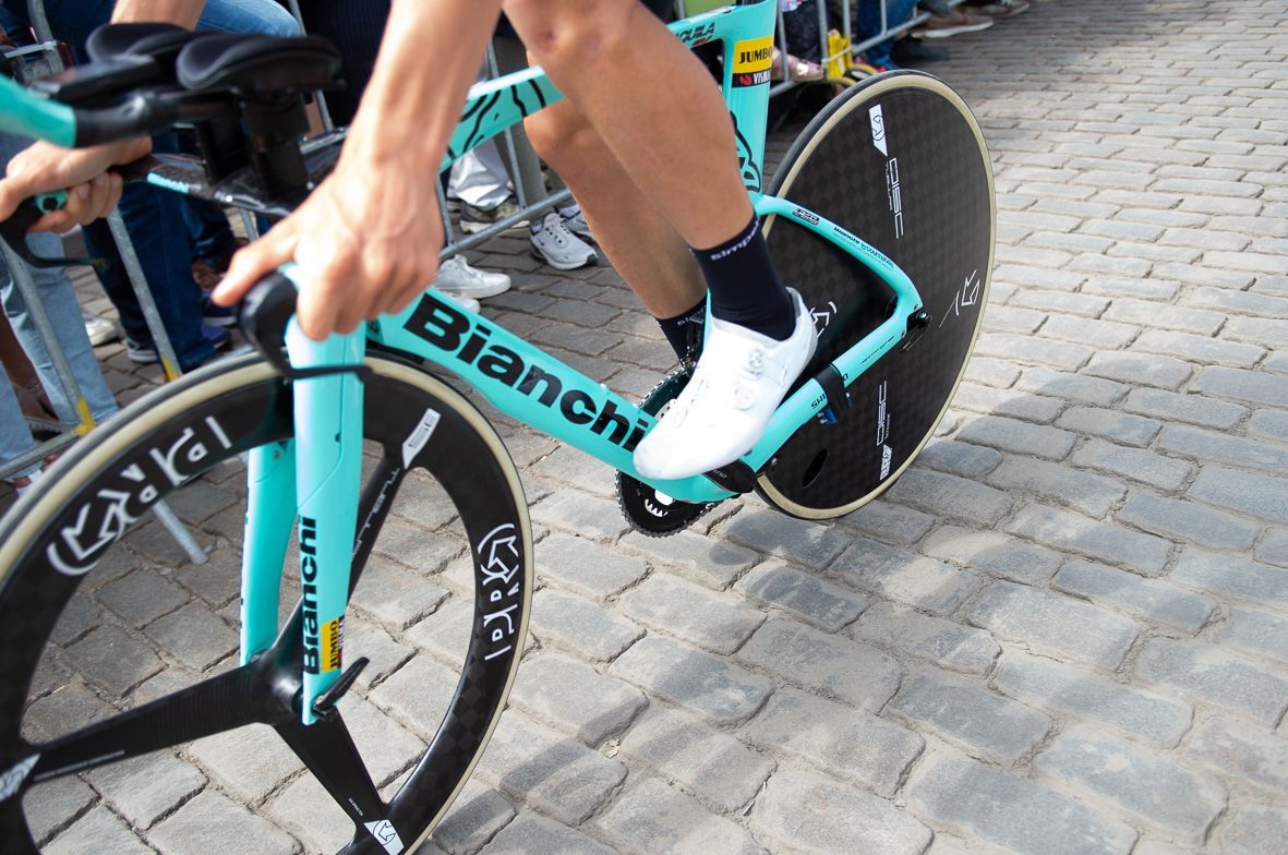 Jumbo-Visma race on Bianchi Aquila paired with Shimano components and wheels from Pro