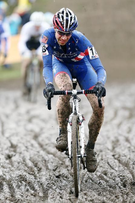 Jeremy Powers in his new US champion's kit, slip-slides his way to 15th