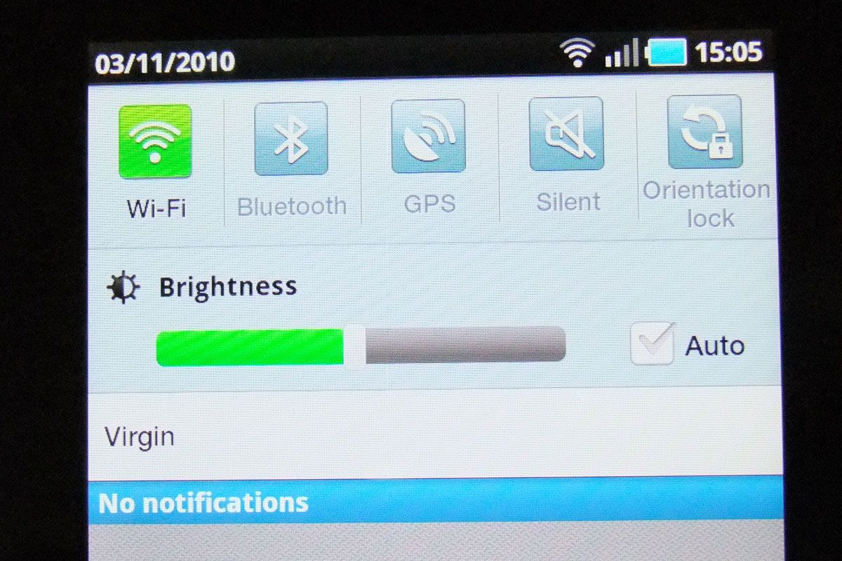 The screen brightness and orientation lock controls in the Tab's notifications bar