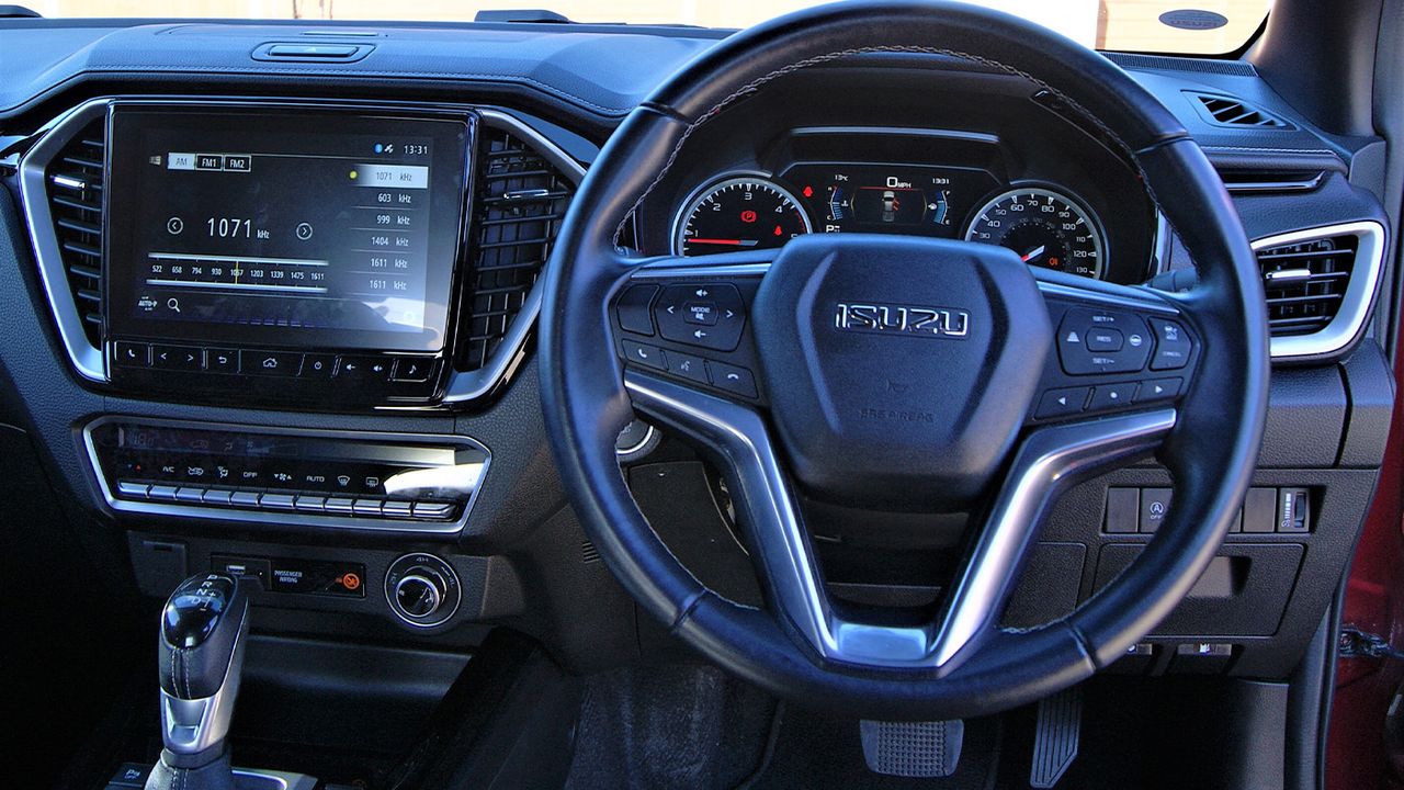 Isuzu D-Max interior