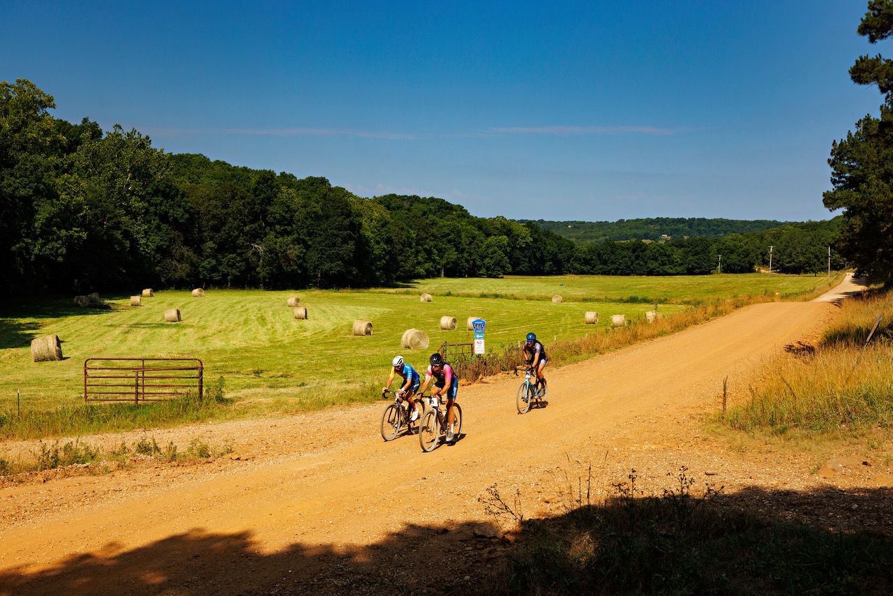 Highland Gravel participants on course