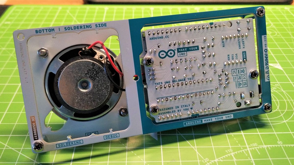 Arduino Make Your Uno Kit Review: Build Your Own Microcontroller | Tom ...