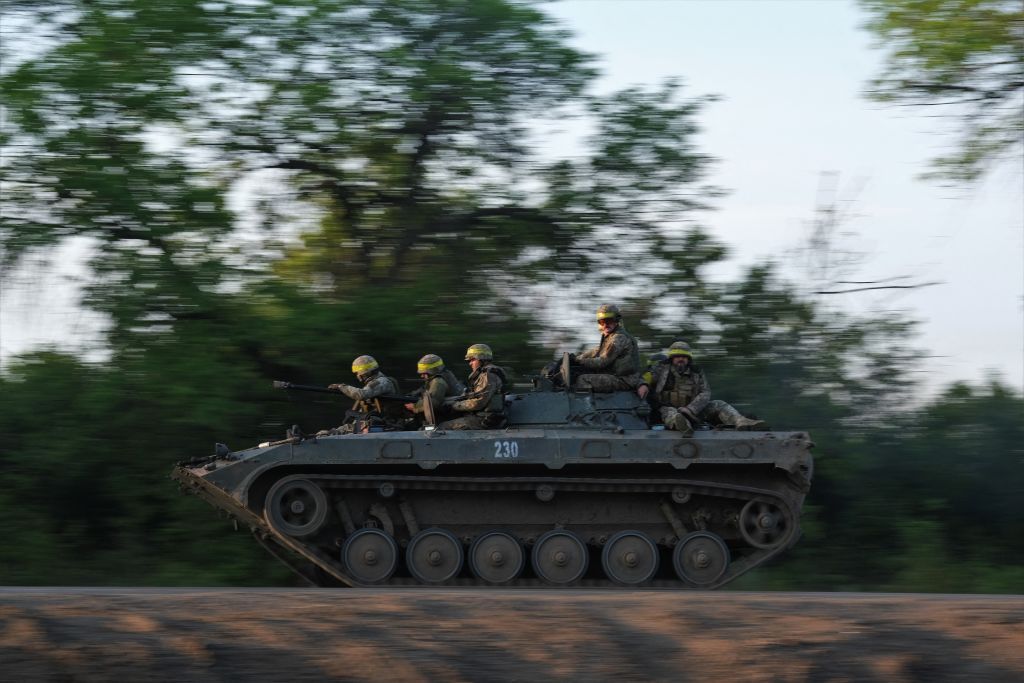 Ukrainian troops outside Bakhmut