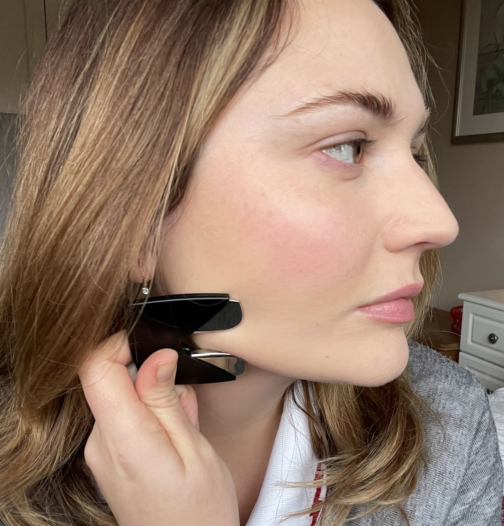 Madeleine Spencer using the Chanel Le Lift