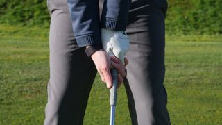 Strong golf grip