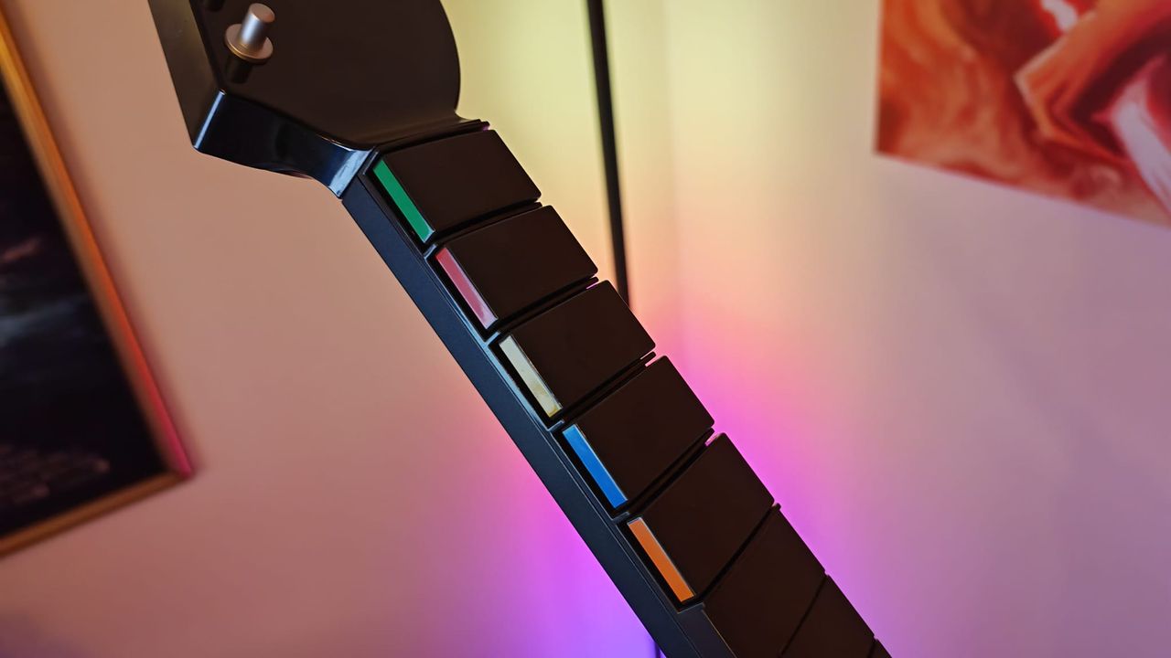 The frets on the PDP Riffmaster controller
