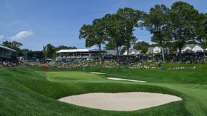 The 18th green during the final round of the 2021 Travelers Championship at TPC River Highlands