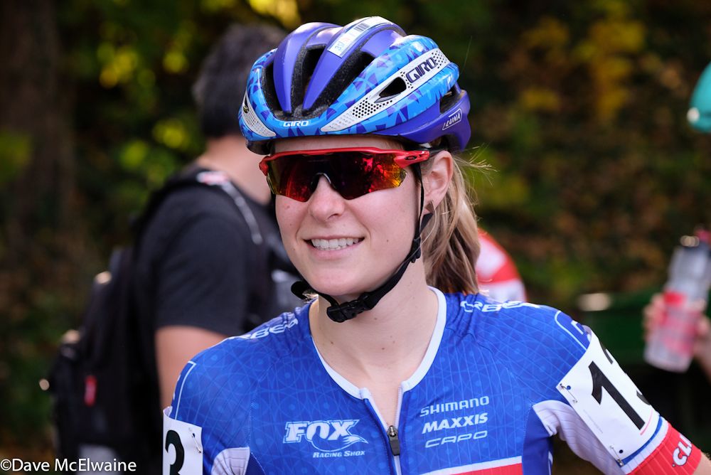 Maghalie Rochette (Cliff Pro Team) at the start