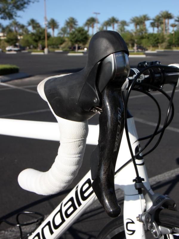 Cannondale offers the CAAD10 in a variety of build kits, including Shimano's 105, Ultegra, and Dura-Ace groups as well as SRAM Rival.
