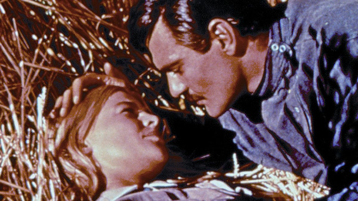 Julie Christie and Omar Sharif in Doctor Zhivago