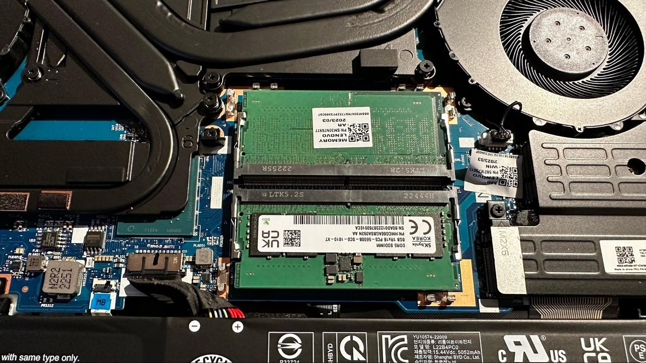 Lenovo Legion Pro 5i (Gen 8) RAM