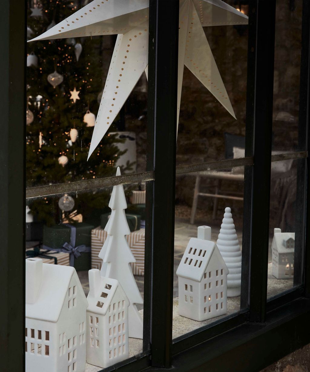 Outdoor Christmas decor ideas: 15 looks to add festive cheer