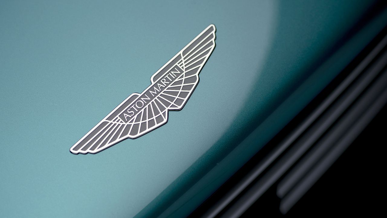 Aston Martin Valhalla